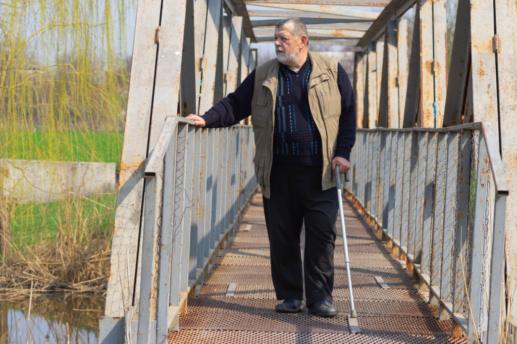 man in need of an ssdi attorney